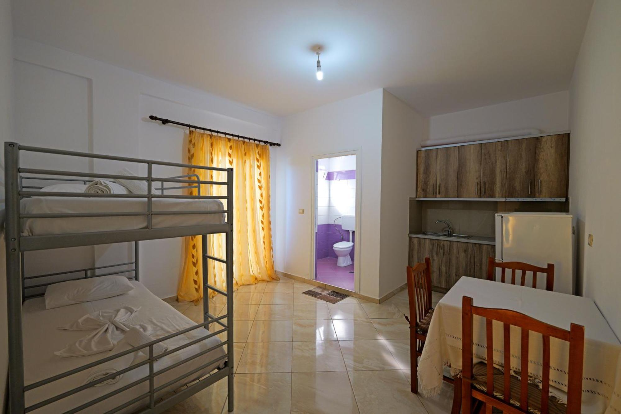 Ali Dura Apartments Ksamil Bagian luar foto
