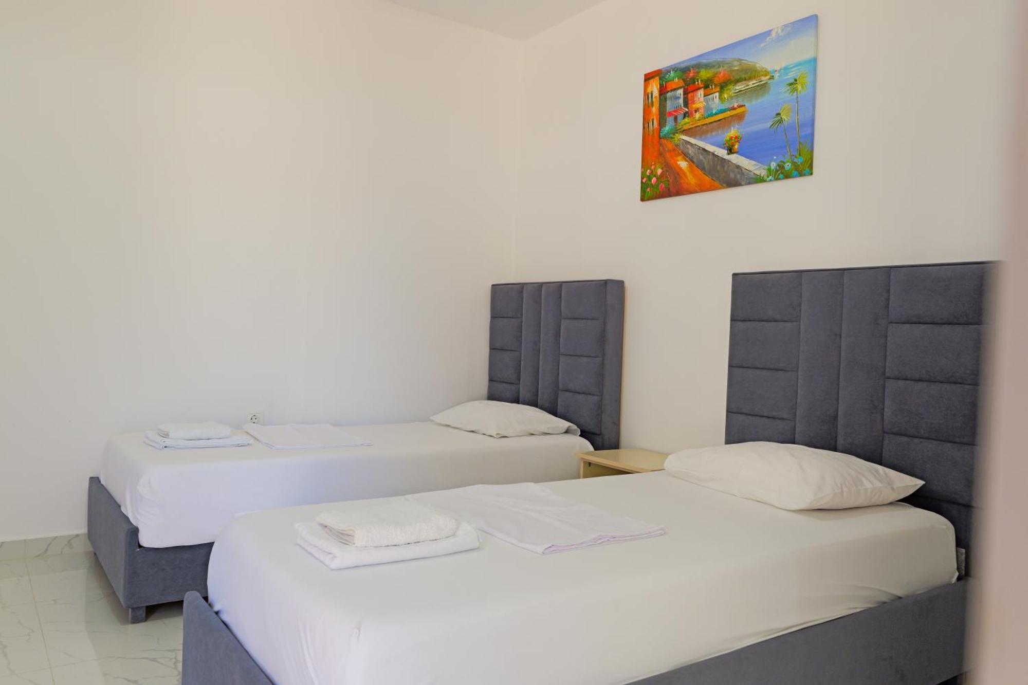 Ali Dura Apartments Ksamil Bagian luar foto