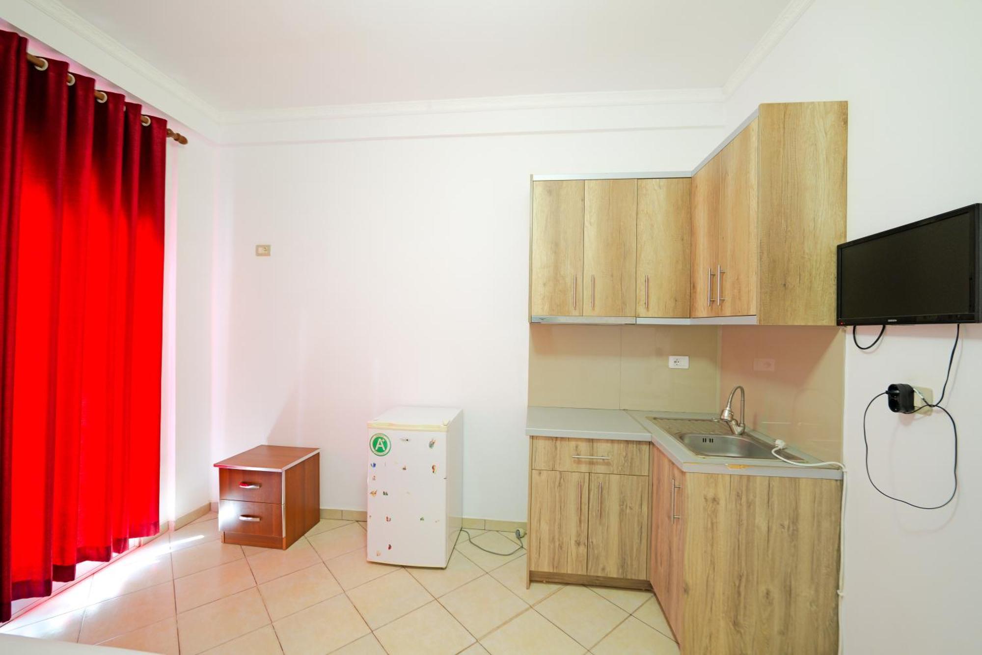 Ali Dura Apartments Ksamil Bagian luar foto