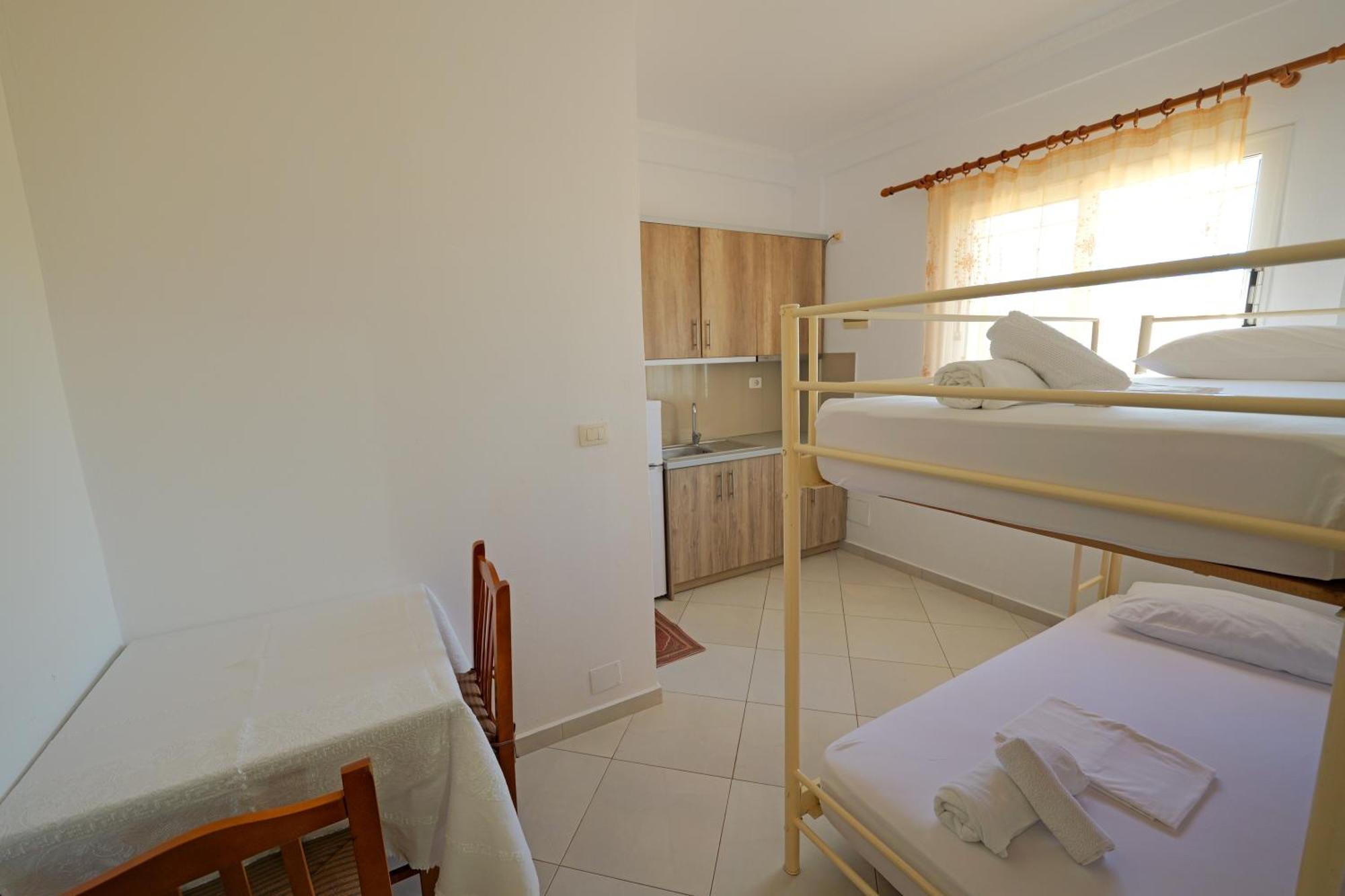 Ali Dura Apartments Ksamil Bagian luar foto