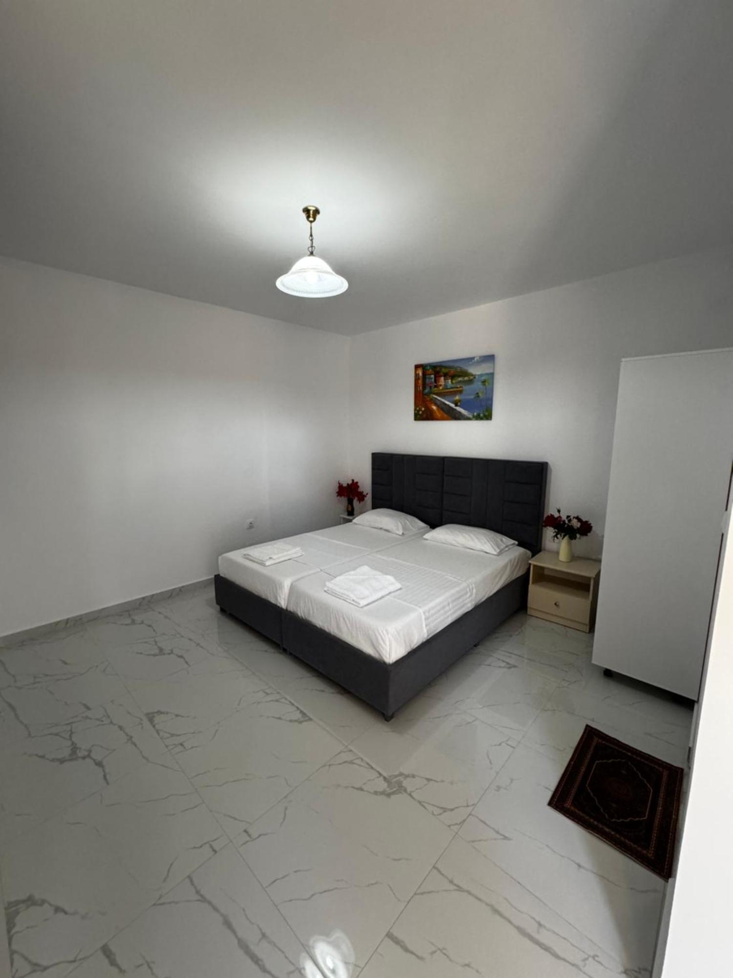 Ali Dura Apartments Ksamil Bagian luar foto